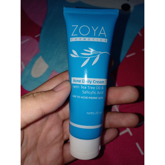 zoya acne spot